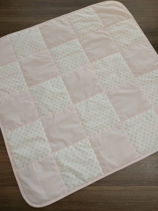 Комплекти за бебешка количка Комплект за количка КВАДРАТЧЕТА в розово