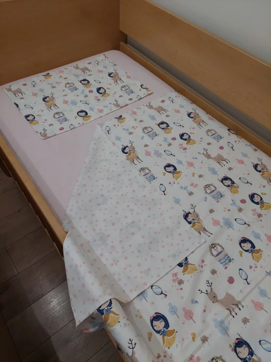 Спални комплекти от Ранфорс Спален комплект СНЕЖАНКА с розови звездички