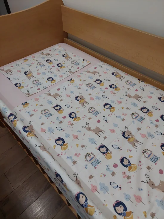 Спални комплекти от Ранфорс Спален комплект СНЕЖАНКА с розови звездички