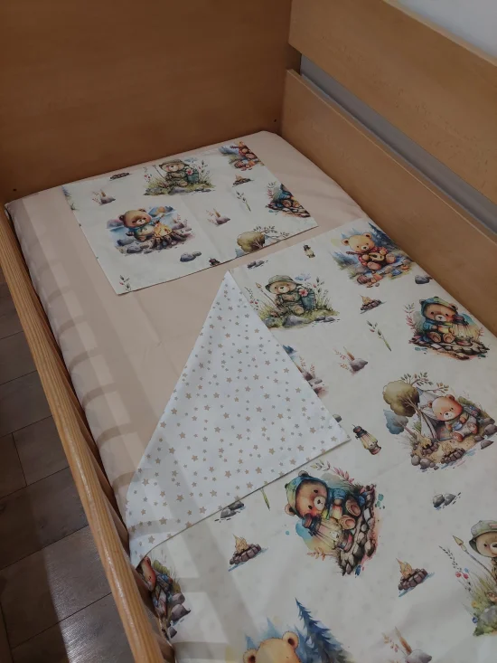 Спални комплекти от Ранфорс Спален комплект  МЕЧЕТА НА ПИКНИК 3D с бежови звездички