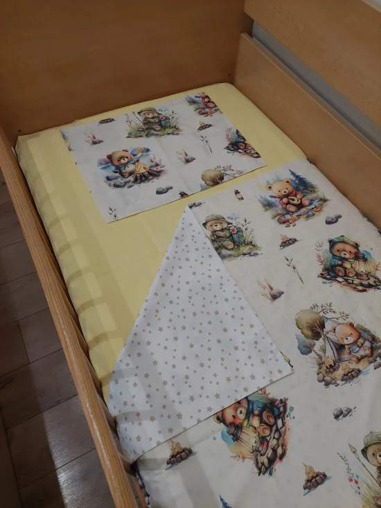 Спални комплекти от Ранфорс Спален комплект  МЕЧЕТА НА ПИКНИК 3D с бежови звездички